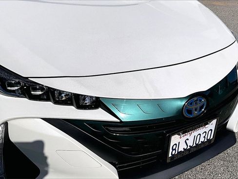 Certified 2020 Toyota Prius Prime LE image 33