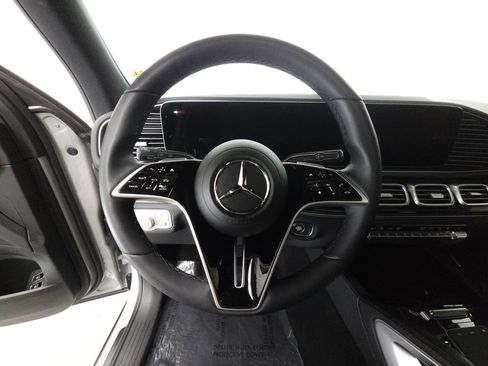 Used 2025 Mercedes-Benz GLE 450e 4MATIC image 12