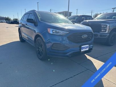 Used 2022 Ford Edge SE w/ Black Appearance Package
