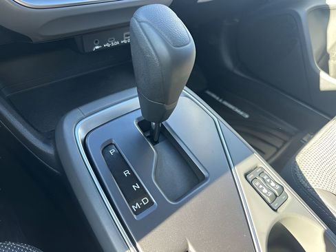 Used 2024 Subaru Crosstrek 2.0i Premium image 17