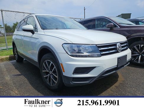 Used 2020 Volkswagen Tiguan SE w/ Panoramic Sunroof Package AWD/4WD image 1