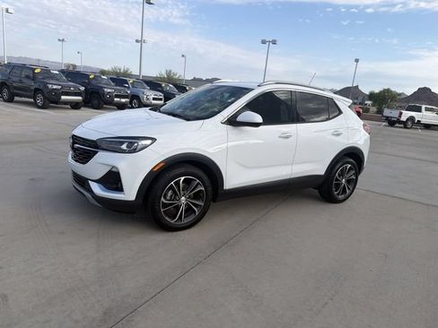 Used 2020 Buick Encore GX Essence FWD image 8