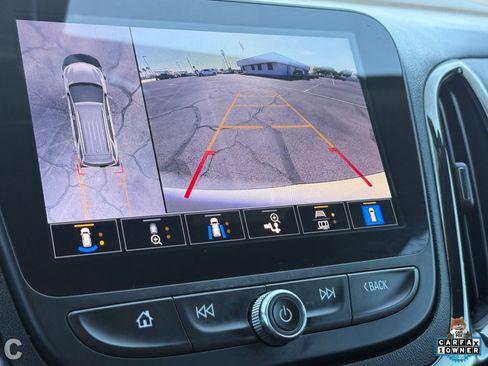 Certified 2022 Chevrolet Equinox RS w/ Infotainment Package image 25