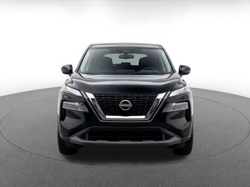 Used 2026 Nissan Rogue SV FWD image 2
