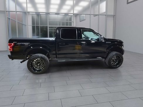 Used 2019 Ford F150 XLT w/ Equipment Group 302A Luxury AWD/4WD image 9