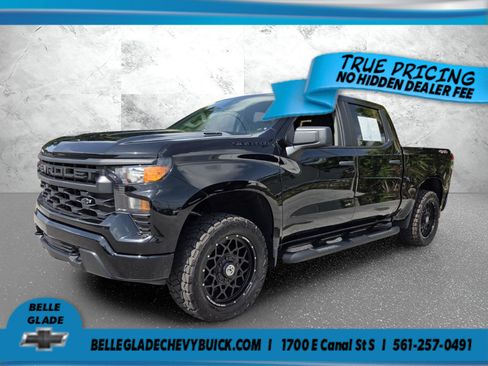 Used 2026 Chevrolet Silverado 1500 Custom w/ Turbomax Blackout Package AWD/4WD image 1