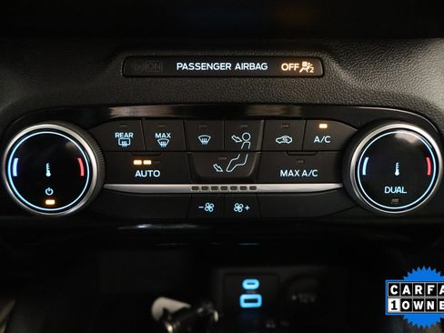 Used 2022 Ford Escape SE image 27