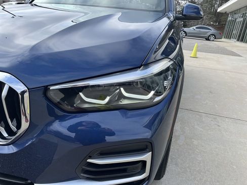 Certified 2022 BMW X5 sDrive40i w/ Premium Package image 11
