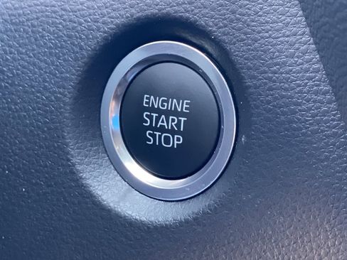 Certified 2026 Toyota Corolla SE image 29