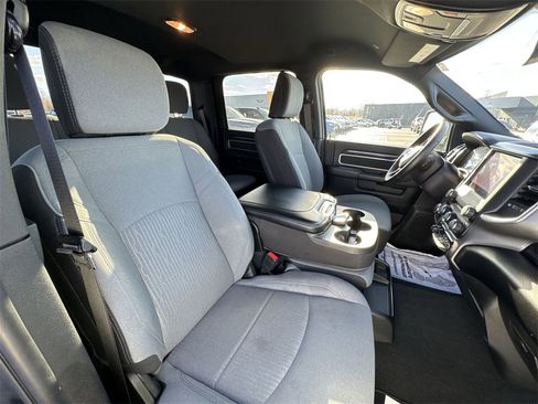 Used 2024 RAM 2500 Big Horn w/ Bed Utility Group image 23