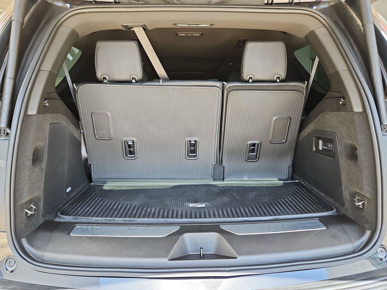 Used 2026 Cadillac Escalade Luxury w/ Touring Package AWD/4WD image 32