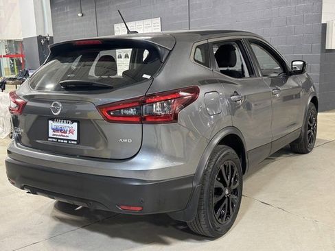 Used 2022 Nissan Rogue Sport S image 17