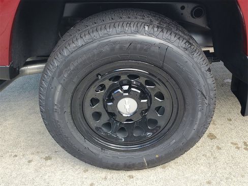 New 2026 Chevrolet Colorado W/T image 5