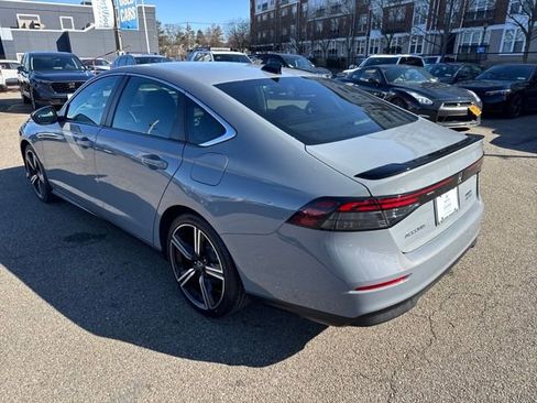 Used 2023 Honda Accord Sport image 16