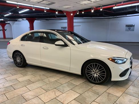 Used 2022 Mercedes-Benz C 300 4MATIC Sedan w/ Exclusive Trim Package image 7