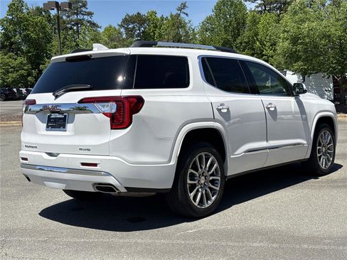 Used 2023 GMC Acadia Denali w/ Denali Ultimate Package AWD/4WD image 33
