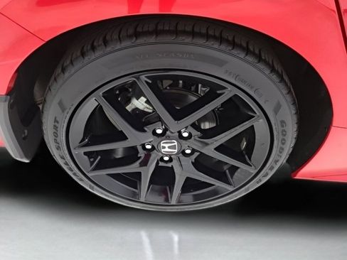 Certified 2025 Honda Civic Sport image 9