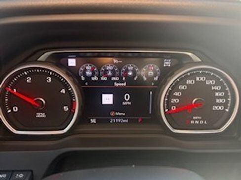 Used 2023 Chevrolet Silverado 3500 High Country image 5