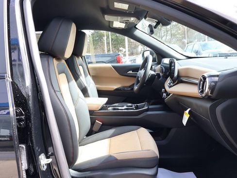 New 2026 Chevrolet Equinox ACTIV w/ Safety and Technology Package image 33