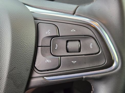 Used 2024 Buick Encore GX Sport Touring FWD image 28