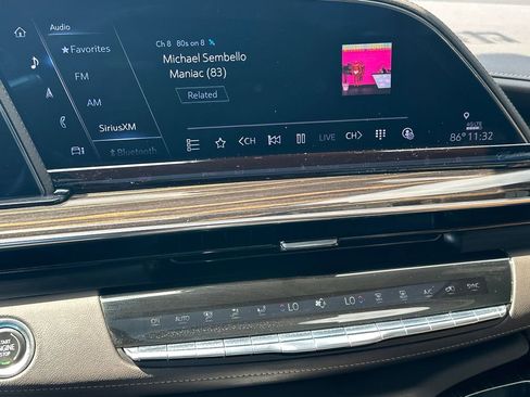 Used 2022 Cadillac Escalade Sport w/ Touring Package RWD image 29