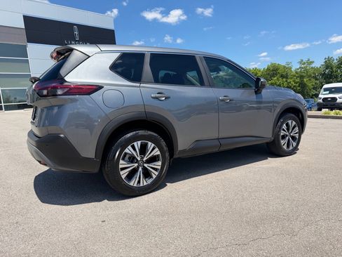 Used 2023 Nissan Rogue SV AWD/4WD image 15