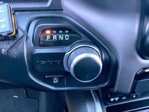 Used 2019 RAM 1500 Big Horn image 31