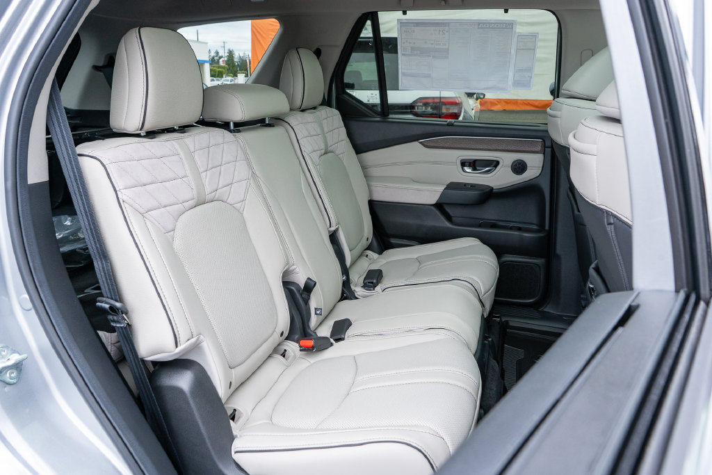 New 2026 Honda Pilot Elite image 17