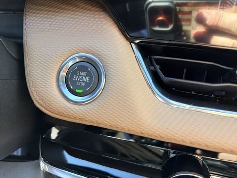 New 2026 Chevrolet Equinox ACTIV w/ LPO, Floor Liner Package AWD/4WD image 23