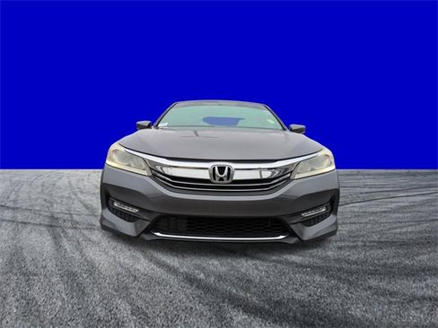 Used 2016 Honda Accord Sport image 9