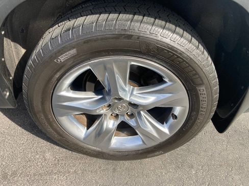 Used 2015 Toyota Highlander Limited image 54