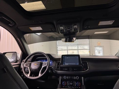 Used 2024 Chevrolet Tahoe Premier w/ Premium Package image 24