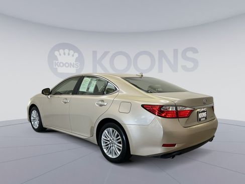 Used 2013 Lexus ES 350 w/ Luxury Pkg FWD image 7
