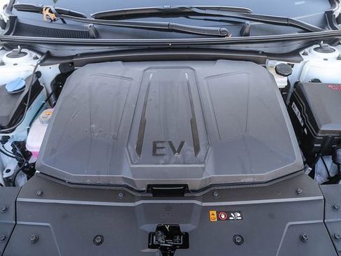 New 2026 Hyundai Ioniq 5 SEL image 29