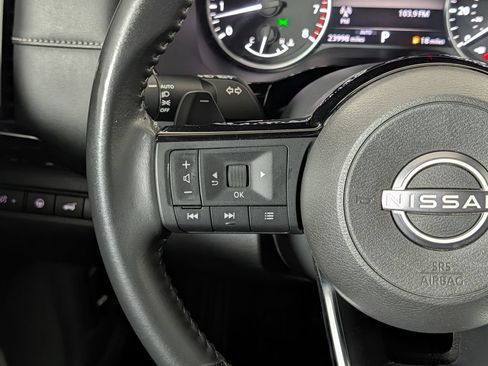 Used 2022 Nissan Pathfinder SV w/ SV Premium Package AWD/4WD image 19