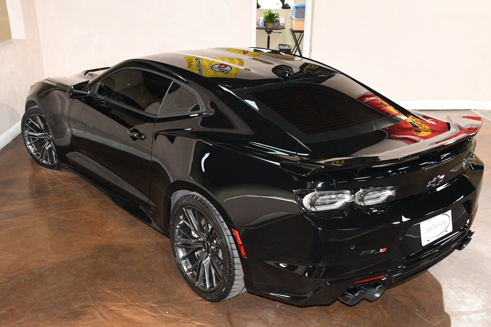 Used 2020 Chevrolet Camaro ZL1 RWD image 80