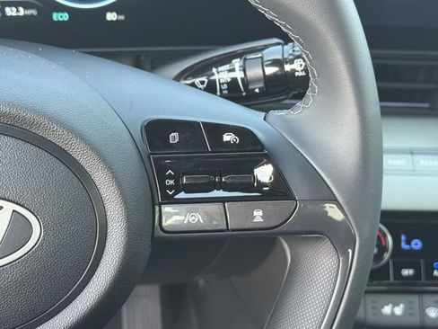 New 2026 Hyundai Elantra Limited FWD image 27