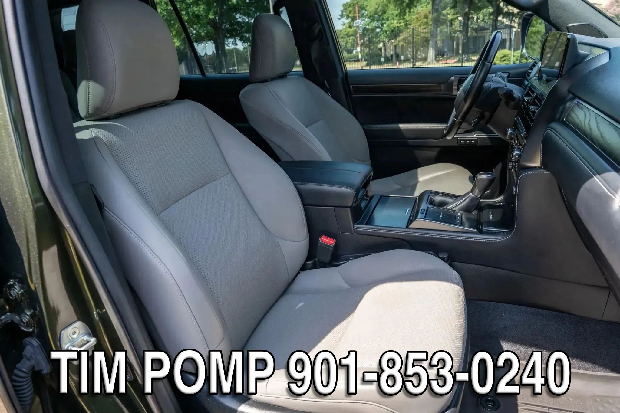 Used 2023 Lexus GX 460 w/ Black Line Special Edition AWD/4WD image 17