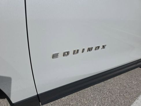Used 2019 Chevrolet Equinox Premier image 11