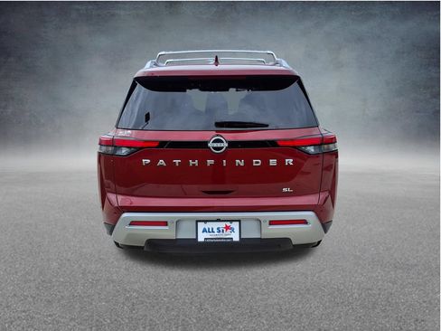 Used 2023 Nissan Pathfinder SL w/ SL Premium Package FWD image 7