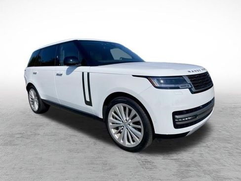 Used 2025 Land Rover Range Rover Long Wheelbase SE AWD/4WD image 3
