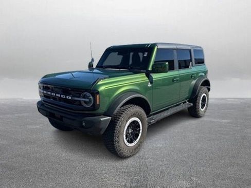 Used 2023 Ford Bronco Outer Banks w/ Sasquatch Package image 1