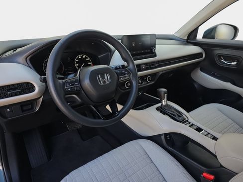 Certified 2025 Honda HR-V LX image 15
