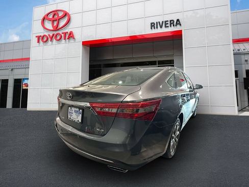 Used 2017 Toyota Avalon XLE w/ Carpet Mat Package FWD image 7