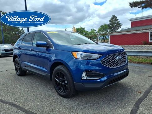 Certified 2023 Ford Edge SEL w/ Convenience Package AWD/4WD image 4