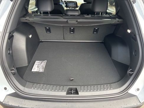 New 2026 Chevrolet Equinox ACTIV w/ Convenience Package III AWD/4WD image 35