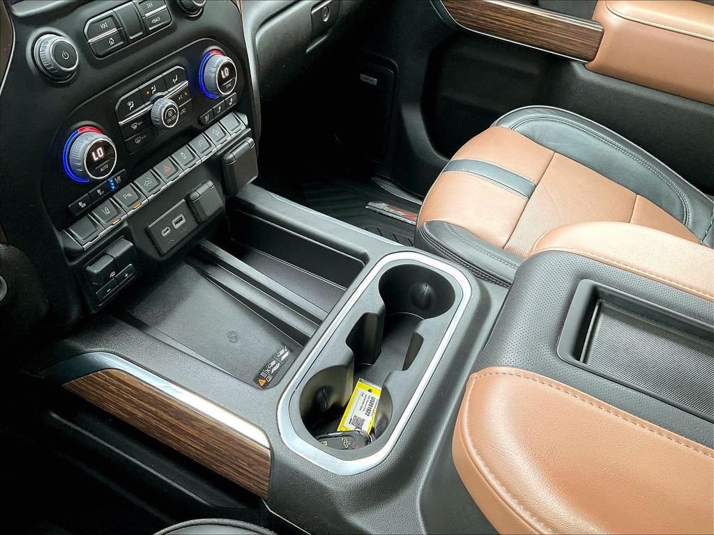 Used 2022 Chevrolet Silverado 2500 High Country w/ Technology Package AWD/4WD image 20