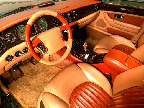 Used 2001 Bentley Arnage Red Label image 2