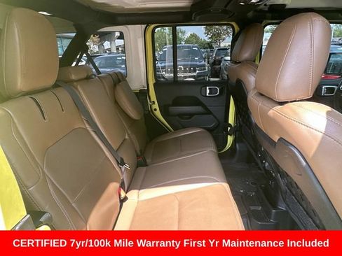 Used 2023 Jeep Wrangler Unlimited Rubicon 4xe w/ Cold Weather Group AWD/4WD image 11
