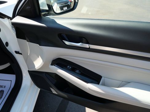 Used 2020 Nissan Altima 2.5 SV FWD image 21
